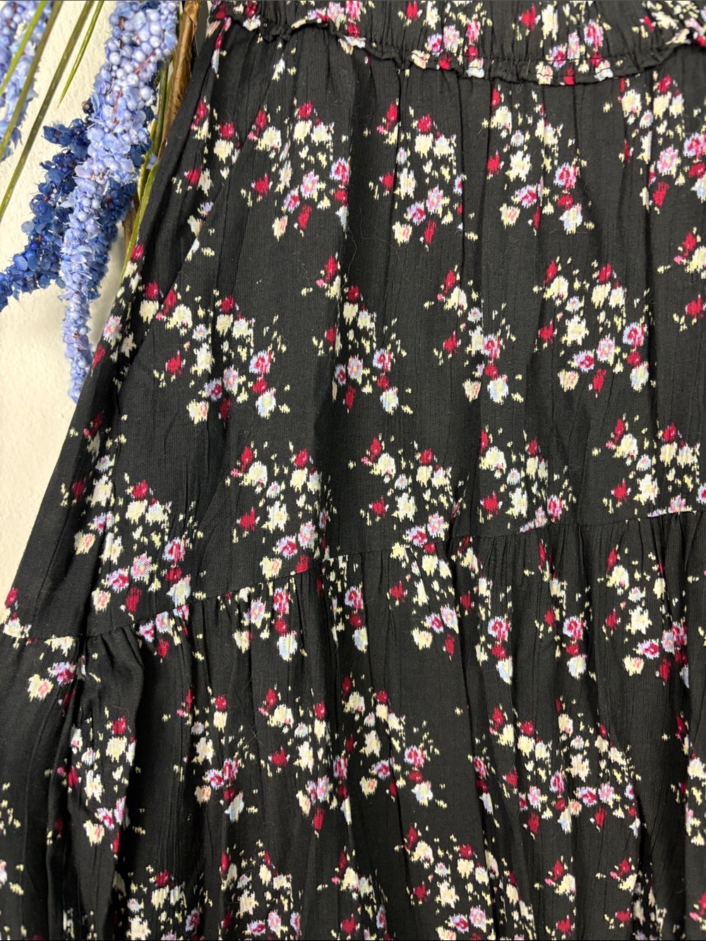Universal Thread tiered Black Maxi Skirt with Pink & White Floral Print - Picture 3 of 5